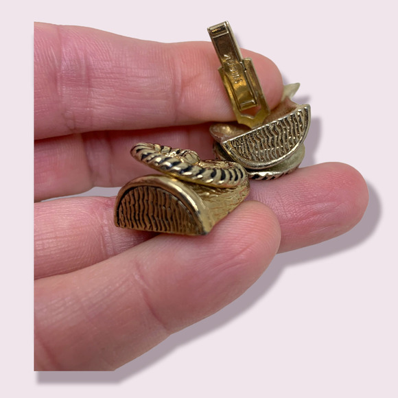 Vintage SWANK Ram's Head Figural Cuff Links Gold Tone 1960's - Picture 5 of 6